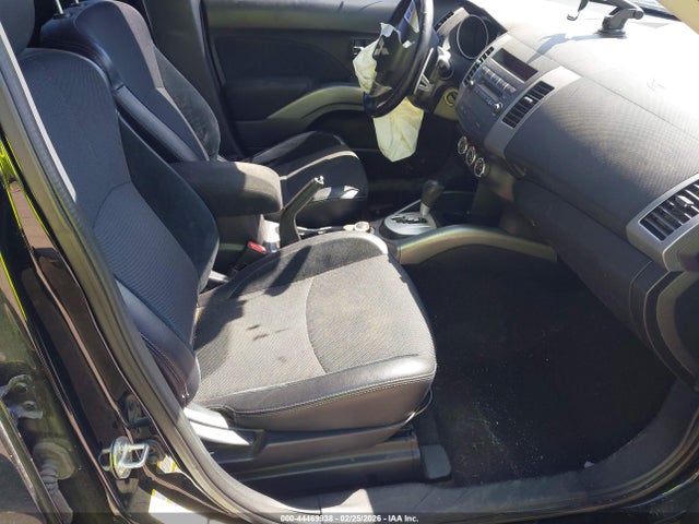 2013 MITSUBISHI OUTLANDER JA4JT3AW5DU020740 Photo 4