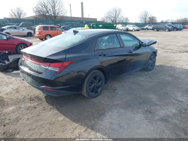 5NPLS4AG9MH019312 Hyundai ELANTRA SEL