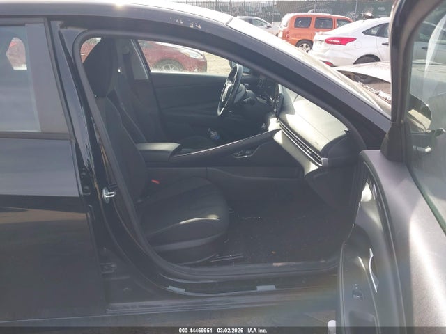 5NPLS4AG9MH019312 Hyundai ELANTRA SEL