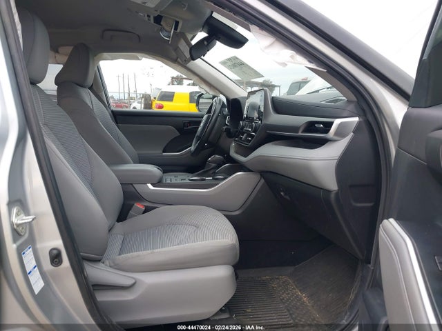 5TDBBRCH3NS550161 Toyota Highlander Hybrid Le