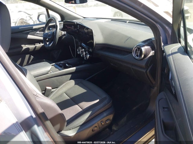 3GNKDBRJ8RS261202 Chevrolet Blazer Ev Eawd 2lt