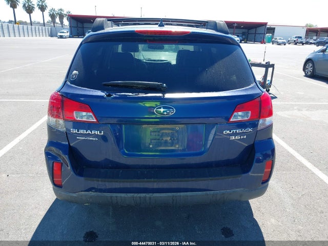 2011 Subaru Outback 3.6r Limited მანქანა იყიდება აუქციონზე, vin: 4S4BRDJC8B2340384, აუქციონის ნომერი: 44470031