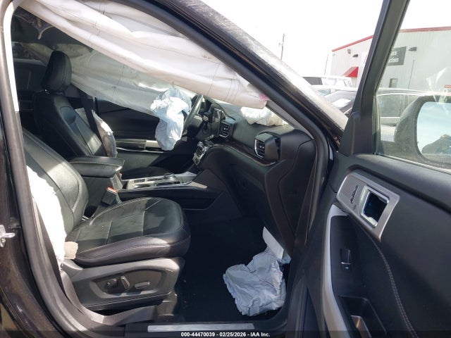2022 FORD EXPLORER 1FMSK7FH2NGA32824 Photo 4