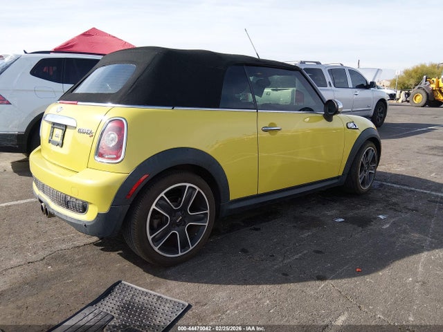 2009 MINI COOPER S WMWMS33529TG88325 Photo 3