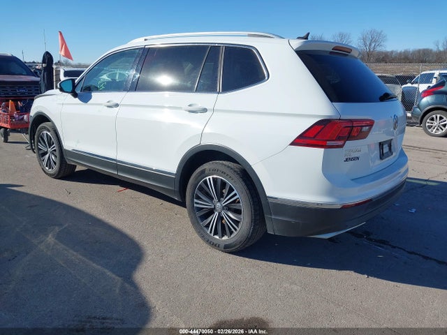 Продажа на аукционе авто 2019 Volkswagen Tiguan 2.0t Se/2.0t Sel/2.0t Sel R-line/2.0t Sel R-line Black, vin: 3VV2B7AX8KM011899, номер лота: 44470050