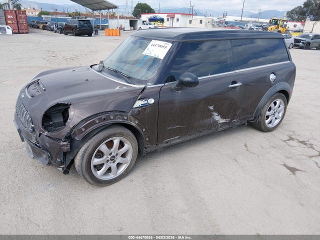 2008 MINI COOPER S CLUBMAN WMWMM33538TP71154 Photo 1