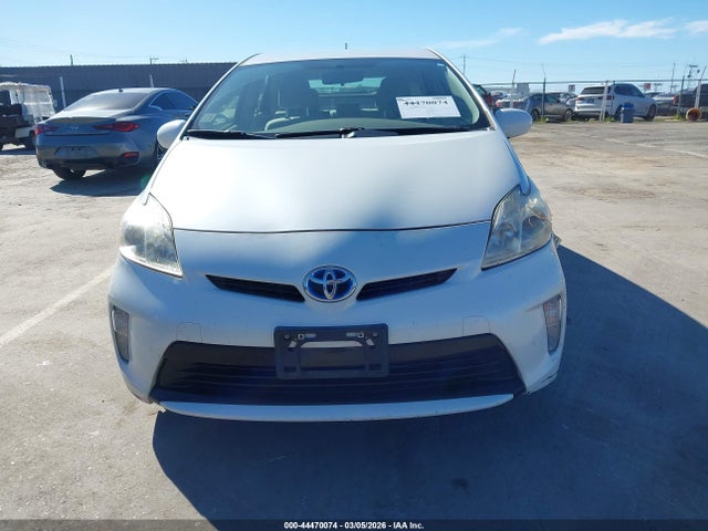 Toyota Prius Three 2015 JTDKN3DU1F0404829 Image 12