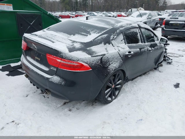 2017 JAGUAR XE SAJAL4BV2HA971584 Photo 3