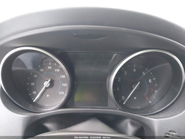 2017 JAGUAR XE SAJAL4BV2HA971584 Photo 6