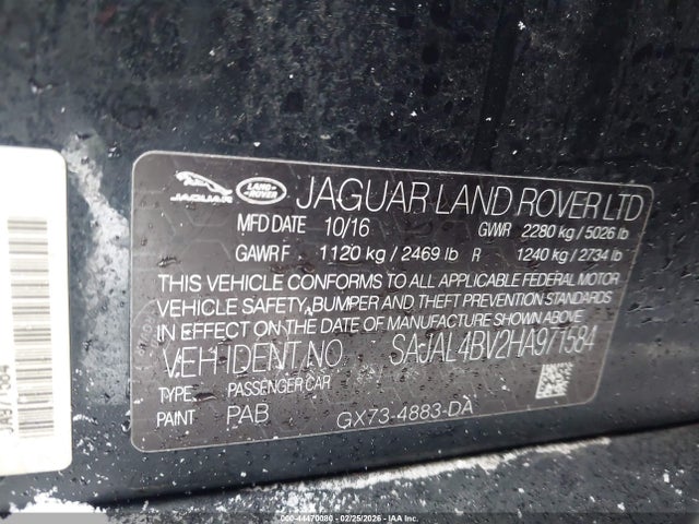 2017 JAGUAR XE SAJAL4BV2HA971584 Photo 8