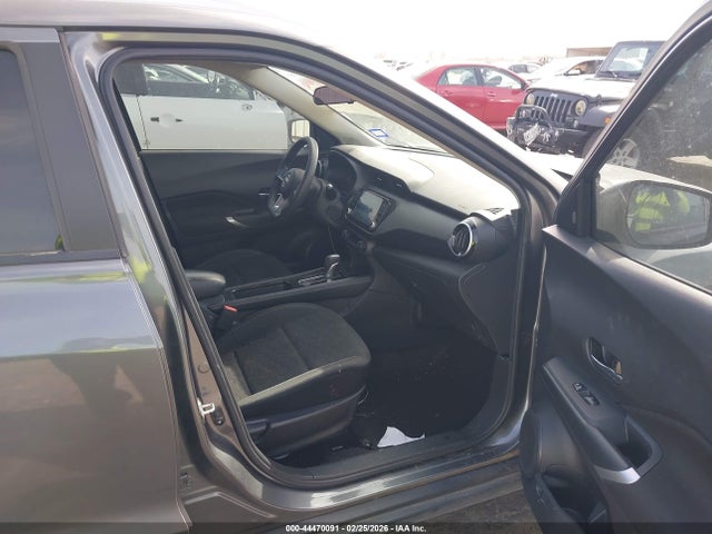 2022 NISSAN KICKS 3N1CP5CV3NL522972 Photo 4