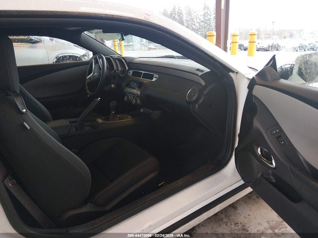 Chevrolet Camaro 1ls 2015 2G1FA1E32F9117991 Image 5