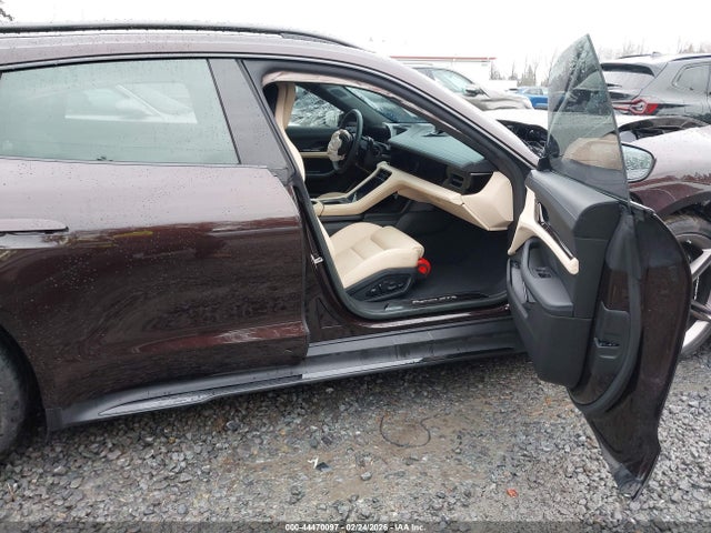WP0CD2Y11PSA90299 Porsche Taycan Sport Turismo Gts