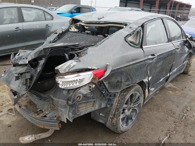 44470098 :رقم المزاد ، 3FA6P0H76HR369731 vin ، 2017 Ford Fusion Se مزاد بيع