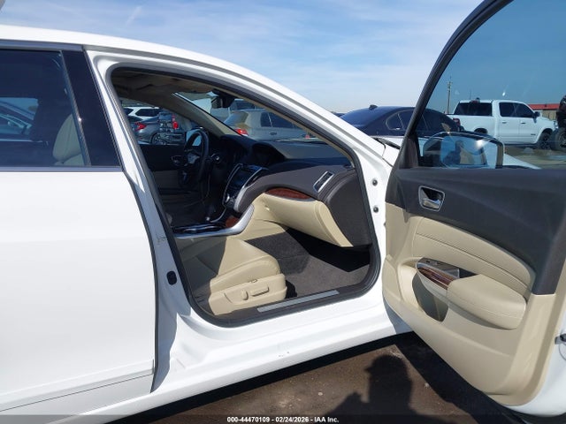Aukcja sprzedaży 2018 Acura Tlx, vin: 19UUB1F35JA000477, numer aukcji: 44470109