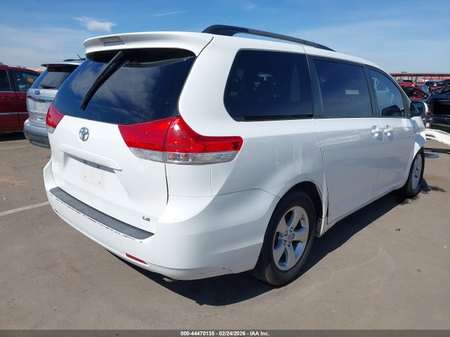 5TDKK3DC8ES519827 Toyota Sienna Le V6 8 Passenger