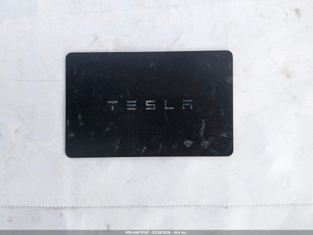 7SAYGAEE1SF240173 Tesla Model Y Long Range Dual Motor All-wheel Drive