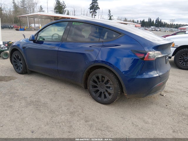 7SAYGAEE1SF240173 Tesla Model Y Long Range Dual Motor All-wheel Drive