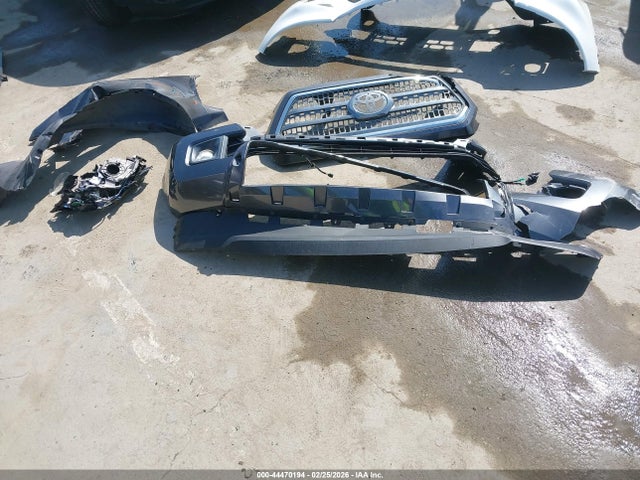 5TFRZ5CN5GX015824 Toyota Tacoma Trd Sport