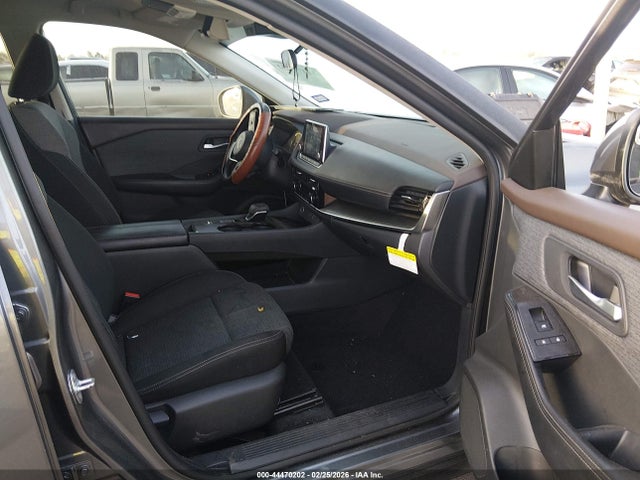 2023 Nissan Rogue Sv Fwd მანქანა იყიდება აუქციონზე, vin: 5N1BT3BA1PC739969, აუქციონის ნომერი: 44470202