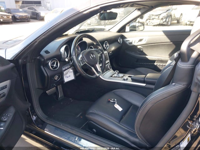 2016 Mercedes-benz Slk 300 მანქანა იყიდება აუქციონზე, vin: WDDPK3JA0GF124896, აუქციონის ნომერი: 44470203