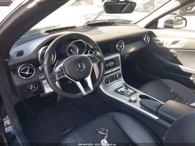 2016 Mercedes-benz Slk 300 მანქანა იყიდება აუქციონზე, vin: WDDPK3JA0GF124896, აუქციონის ნომერი: 44470203