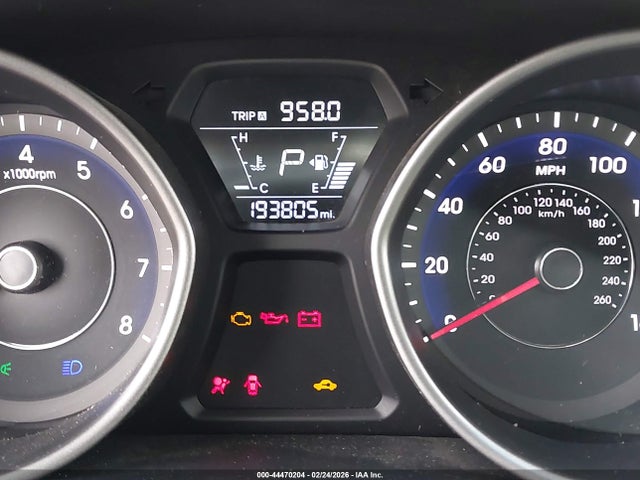 Hyundai Elantra Limited 2016 5NPDH4AEXGH657851 Image 15