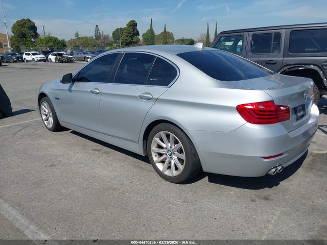 2014 BMW 535D WBAXA5C52ED689407 Photo 2