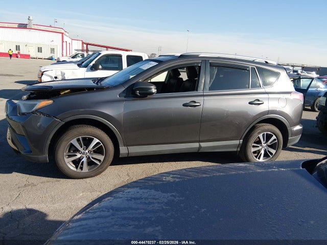 Toyota Rav4 Xle 2016 JTMWFREV1GJ073108 Image 14