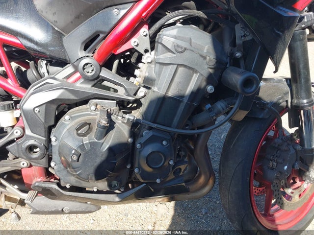 ML5ZRDF11RDA71974 Kawasaki Zr900 F