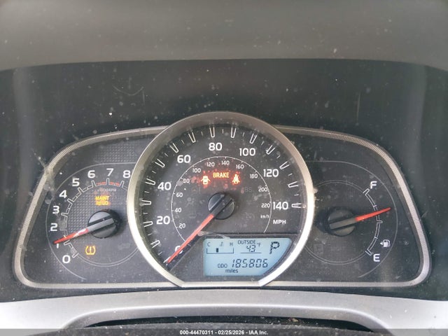 2T3BFREV9FW309597 Toyota RAV4 LE