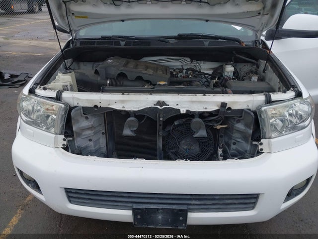Aukcja sprzedaży 2015 Toyota Sequoia Sr5 5.7l V8, vin: 5TDZY5G1XFS056688, numer aukcji: 44470312