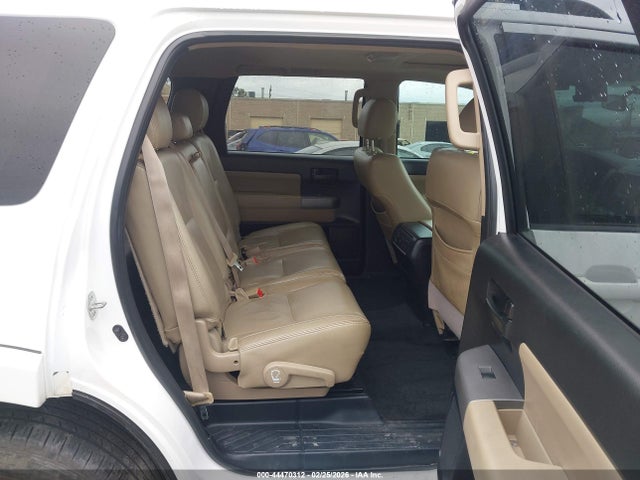 Aukcja sprzedaży 2015 Toyota Sequoia Sr5 5.7l V8, vin: 5TDZY5G1XFS056688, numer aukcji: 44470312