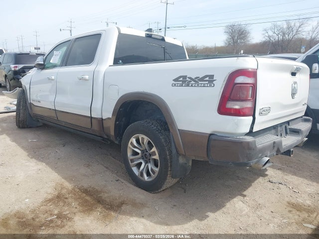 2022 RAM 1500 1C6SRFKM6NN209200 Photo 2