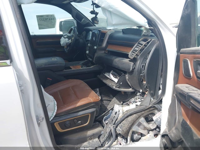 2022 RAM 1500 1C6SRFKM6NN209200 Photo 4