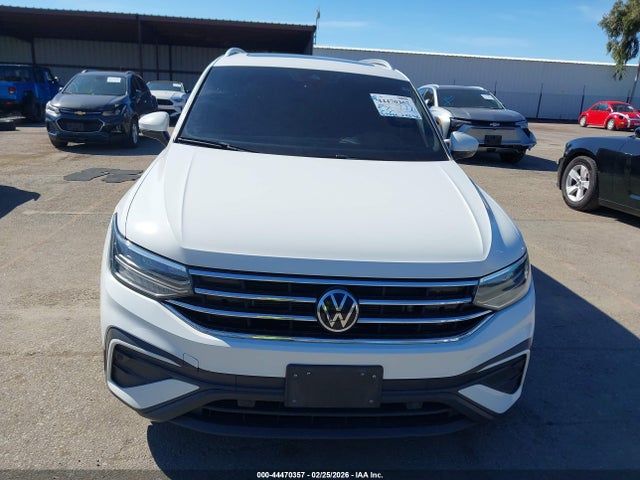 3VV3B7AX2NM061738 Volkswagen Tiguan 2.0t Se