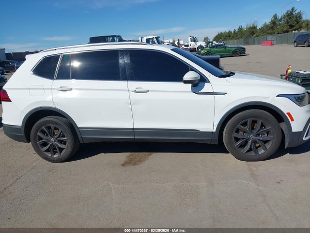 3VV3B7AX2NM061738 Volkswagen Tiguan 2.0t Se