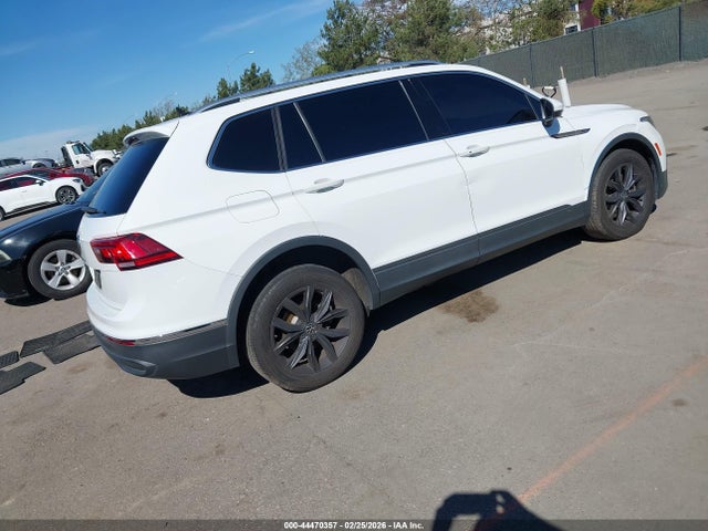 3VV3B7AX2NM061738 Volkswagen Tiguan 2.0t Se
