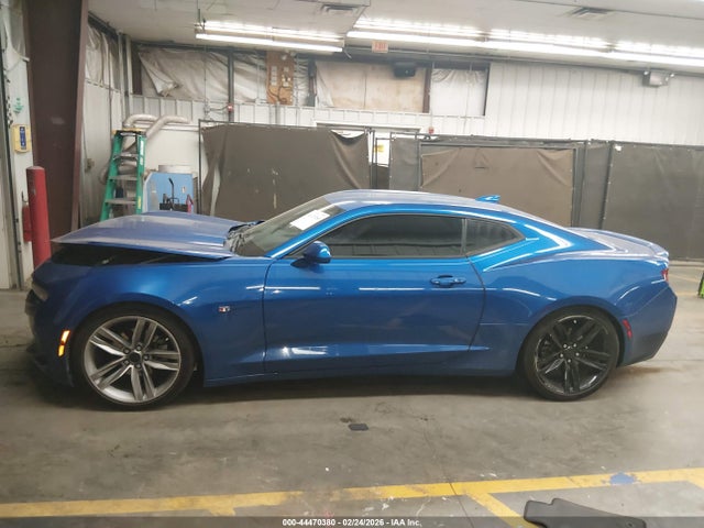 1G1FB1RS8J0190462 Chevrolet Camaro 1lt