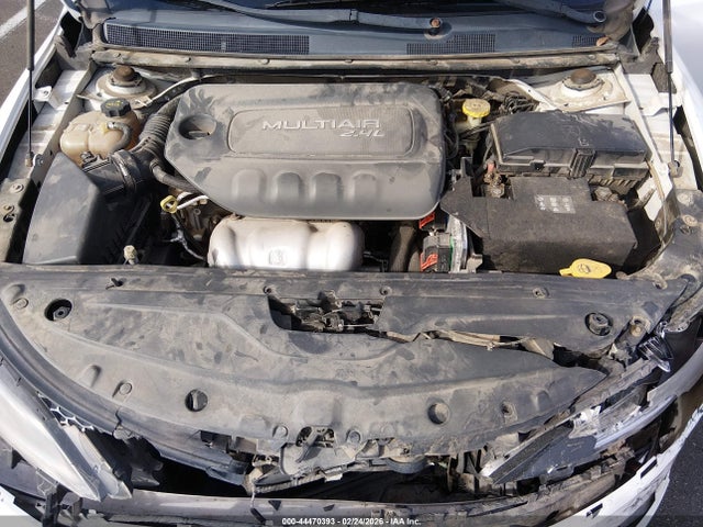 Продаж на аукціоні авто 2015 Chrysler 200 Lx, vin: 1C3CCCFB8FN664044, номер лоту: 44470393