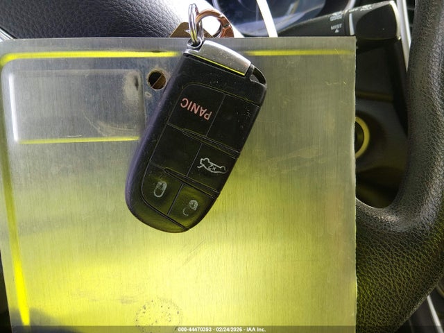 Продаж на аукціоні авто 2015 Chrysler 200 Lx, vin: 1C3CCCFB8FN664044, номер лоту: 44470393