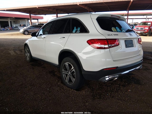 WDC0G4JB5GF104925 Mercedes-Benz GLC 300
