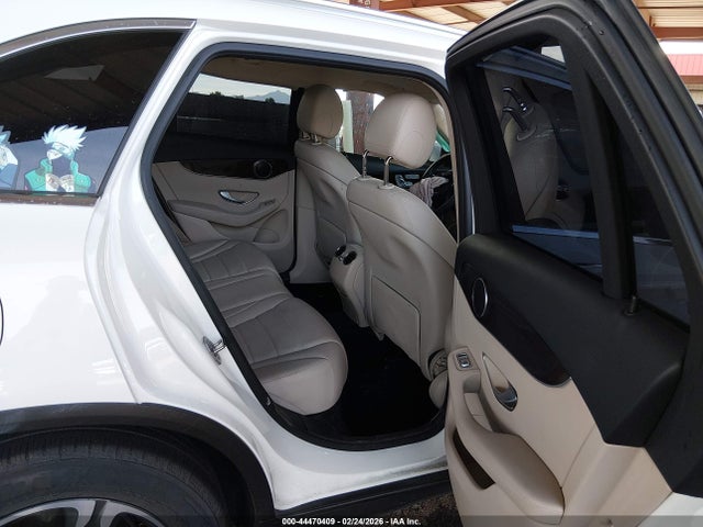 WDC0G4JB5GF104925 Mercedes-Benz GLC 300