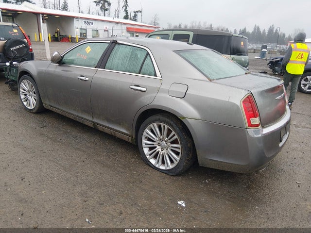 2011 CHRYSLER 300 2C3CA5CG6BH559121 Photo 2