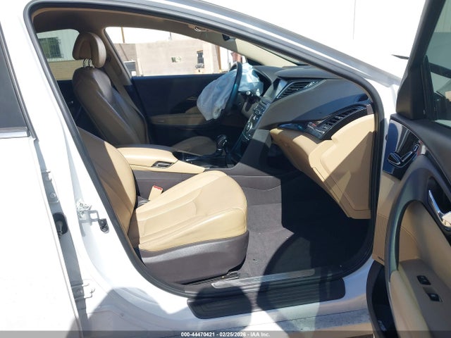 KMHFG4JG3HA587675 Hyundai Azera