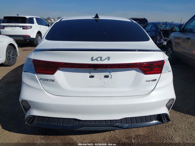 3KPF54AD0NE426743 KIA Forte Gt-line