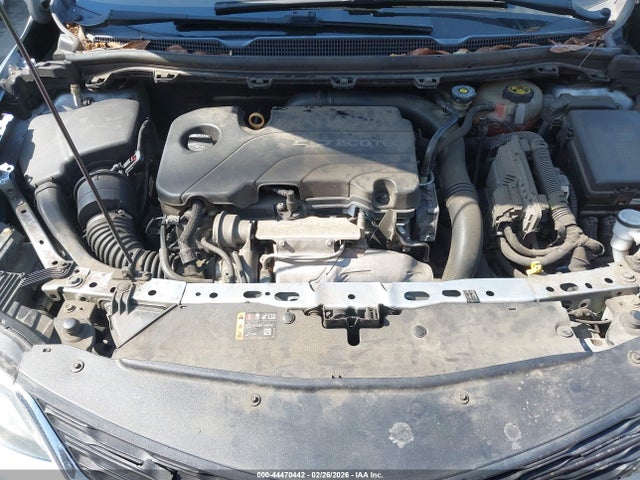 1G1BE5SM2J7156128 Chevrolet Cruze Lt Auto