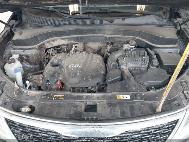 5XYKTCA6XEG538761 KIA SORENTO LX
