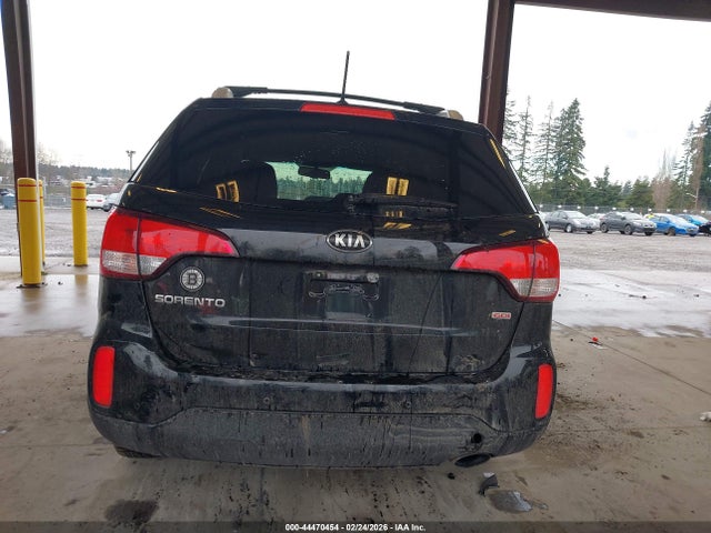 5XYKTCA6XEG538761 KIA SORENTO LX