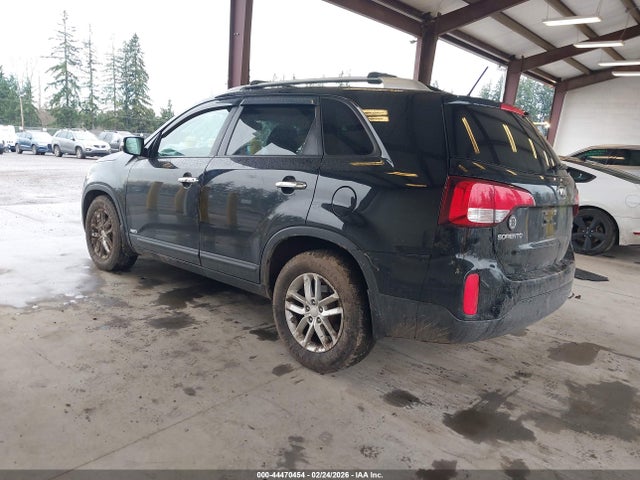 5XYKTCA6XEG538761 KIA SORENTO LX